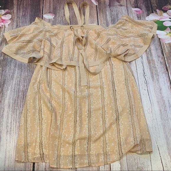 ENTRO Cold Shoulder Ruffle Tunic Dress • NWT! - Picture 7 of 9